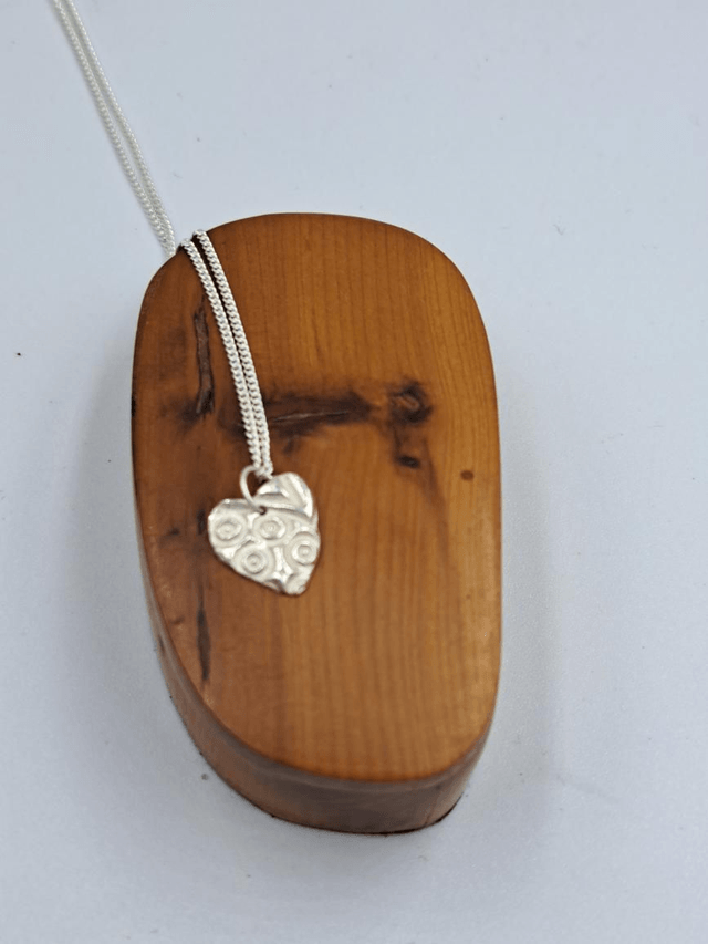 Dotty  silver heart pendant 