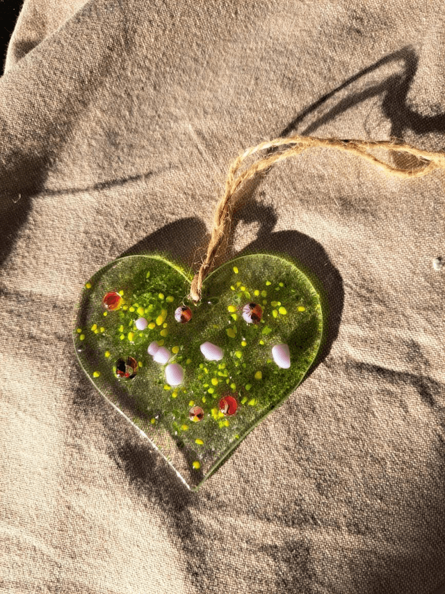 floral hanging hearts