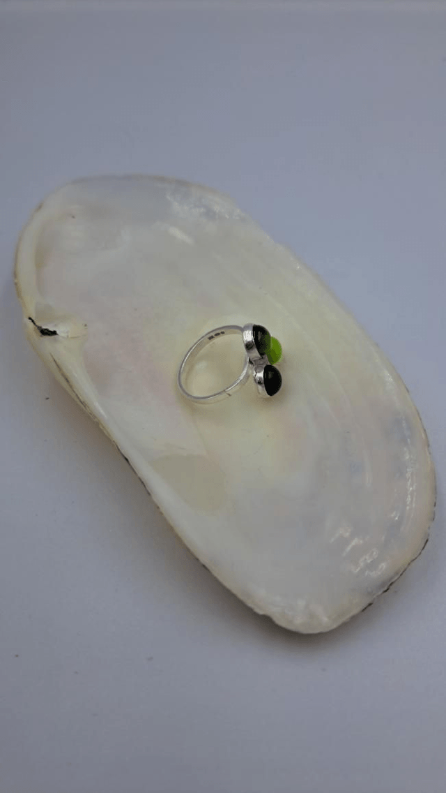 Triple green ring 