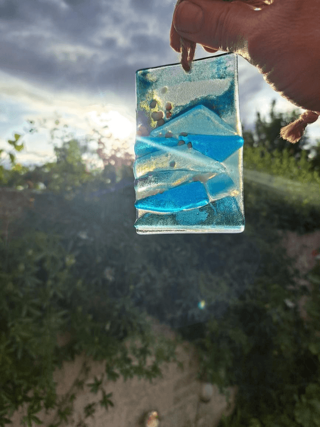 Hanging Waves