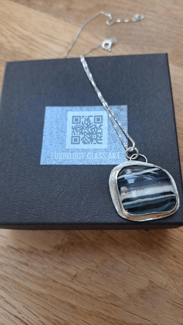 Aqua stringer & silver pendant 