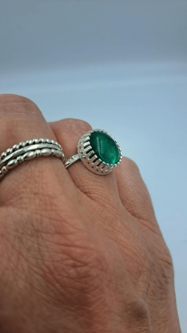 Spring green ring 