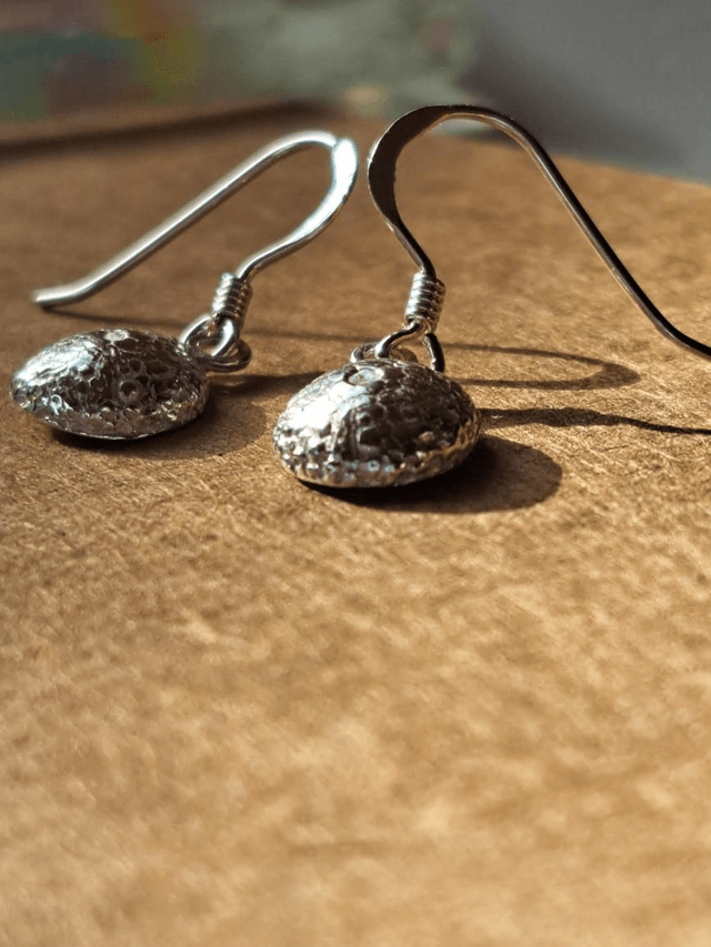 Sea urchins drop earrings 