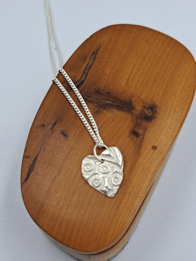 Dotty  silver heart pendant 