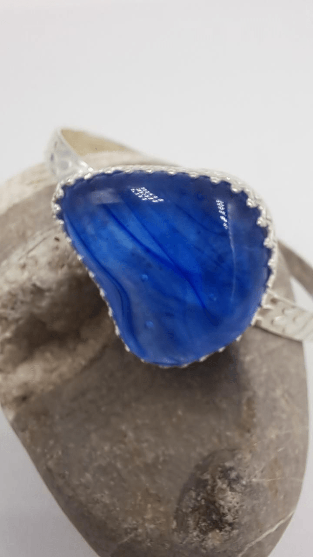Blue ripple bangle 