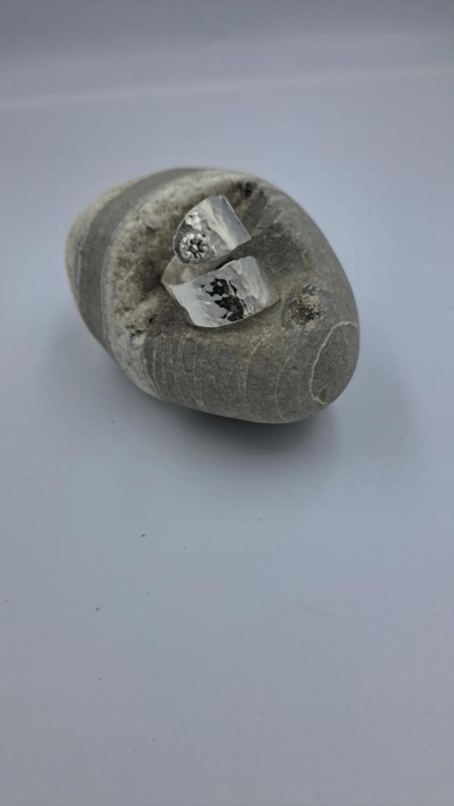 Floral spiral ring