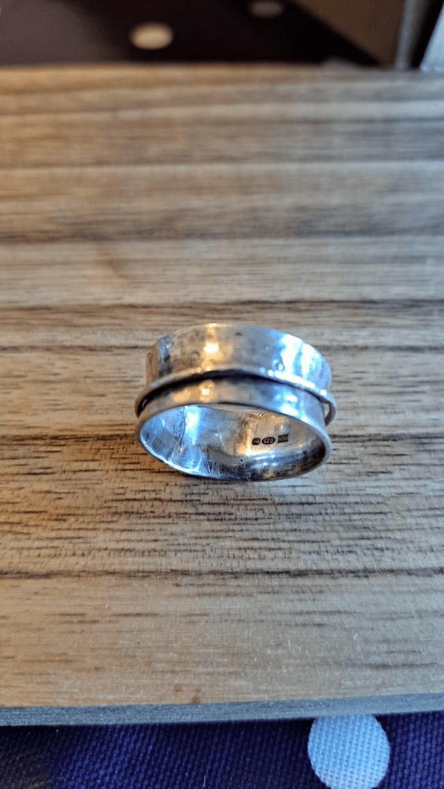 Sterling silver spinner ring (dots) 
