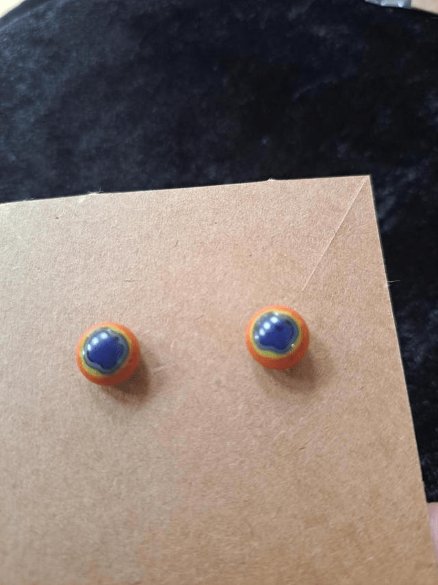 Orange pattern studs