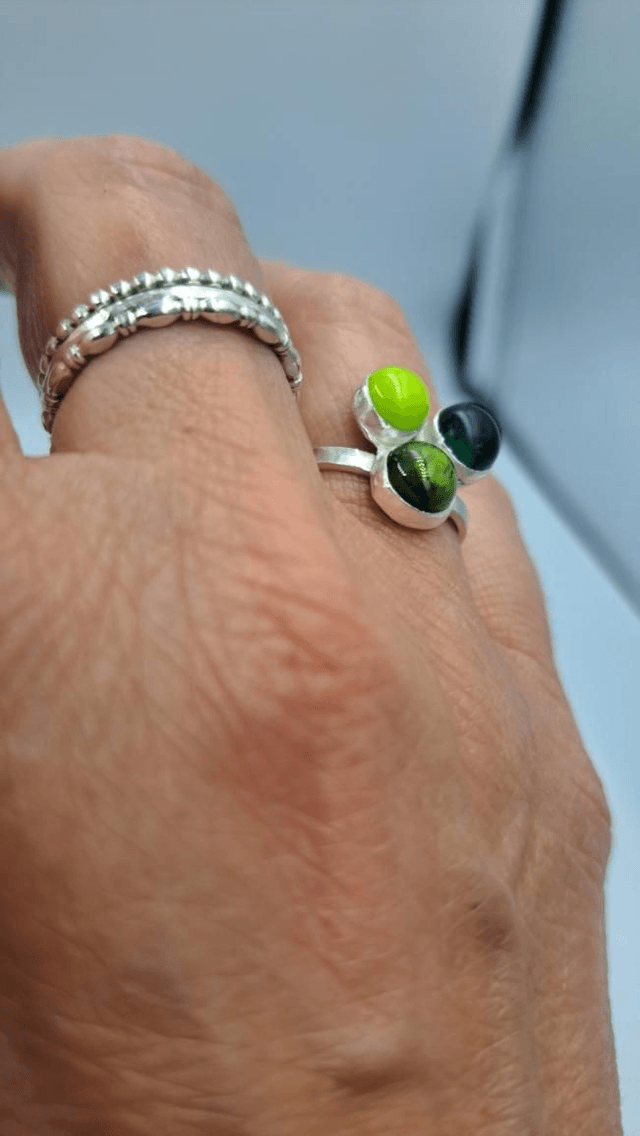 Triple green ring 