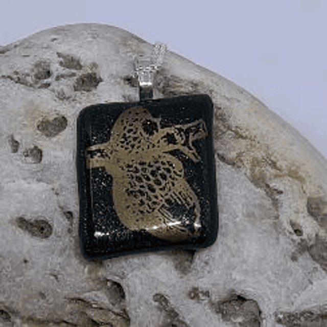 Green acorn pendant