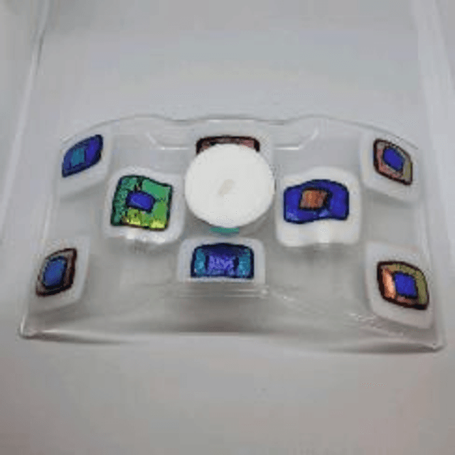 Diachroic highlight holder