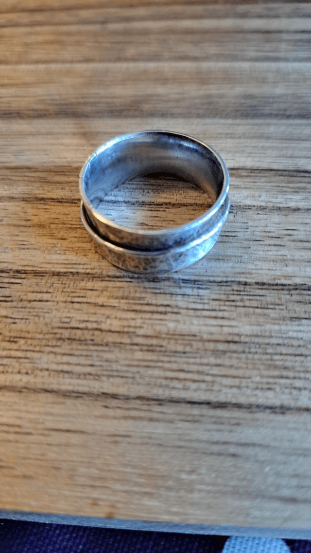 Sterling silver spinner ring (dots) 