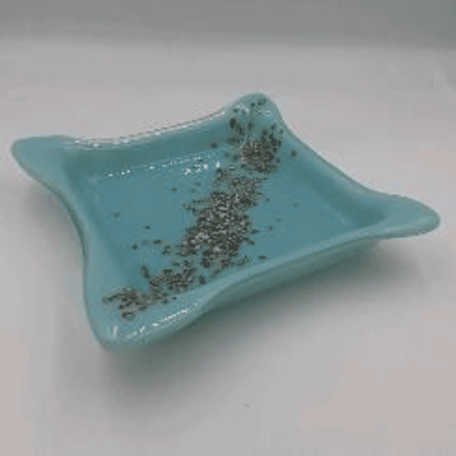 Duck egg reactive dish
